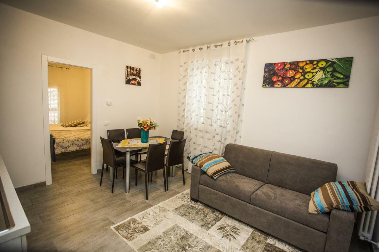 Holiday home Casa Di Joy *